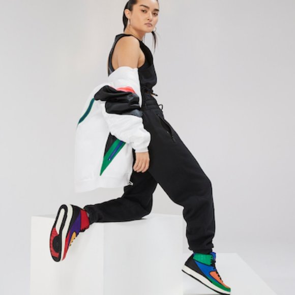 Nike Air Jordan 2 Retro Womens size 7.5 Multi-Color Red Yellow Blue Purple Green - Picture 3 of 17